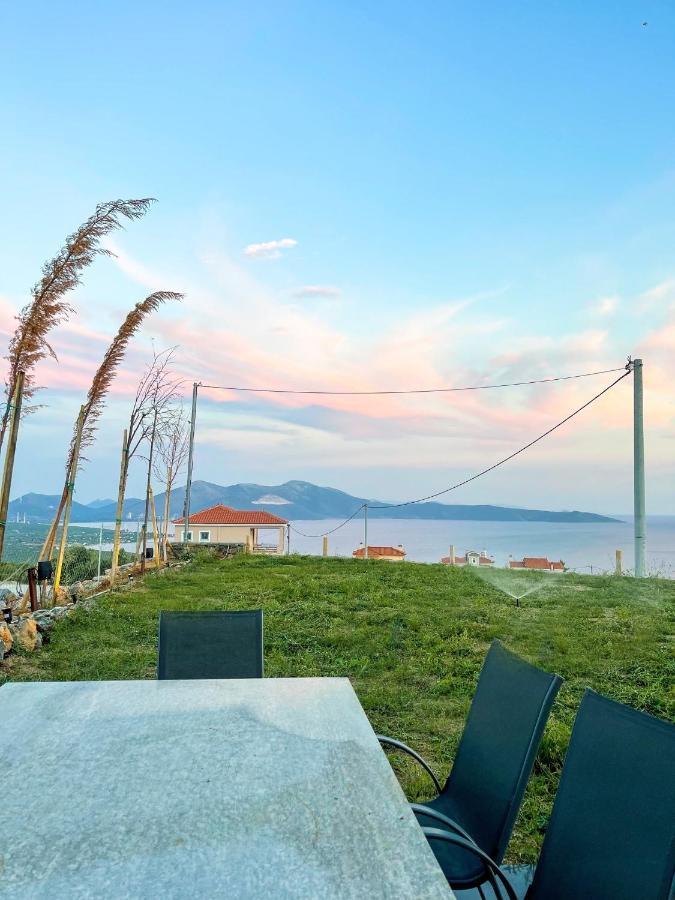 Modern Stone Villas With Swimming Pool Aliveri Exterior foto